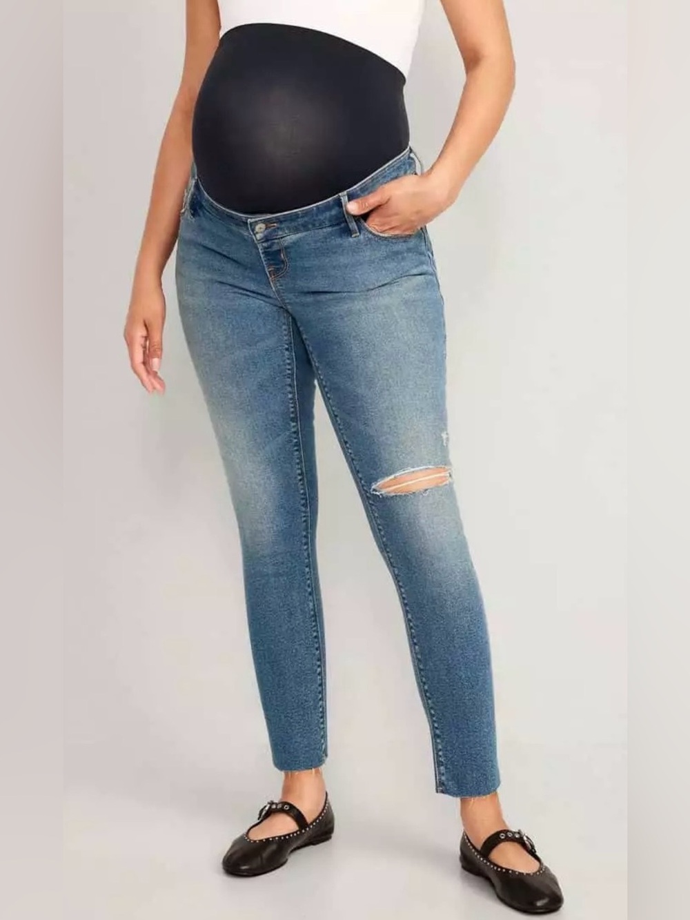 Old Navy Maternity Premium Full Panel Rockstar Super Skinny Ripped Jeans